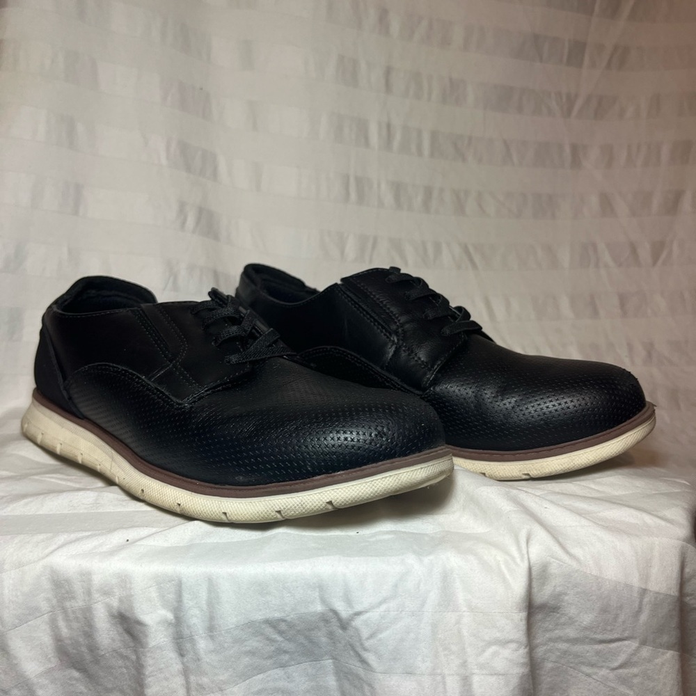 Crown Vintage Boys Black Lace Up‎ Perforated Hybrid Dress Shoes Sneakers